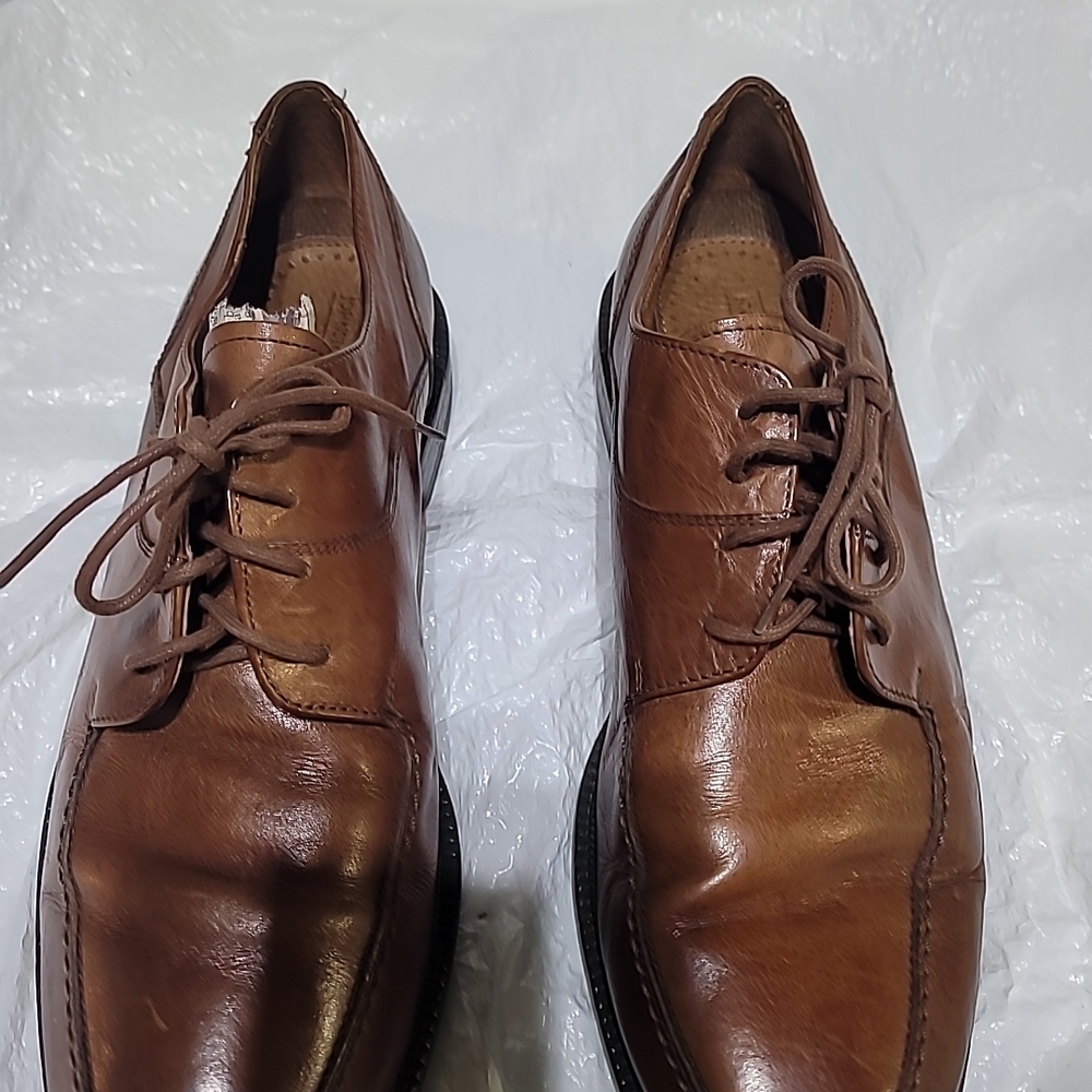 Johnston & Murphy Tan Leather Oxfords